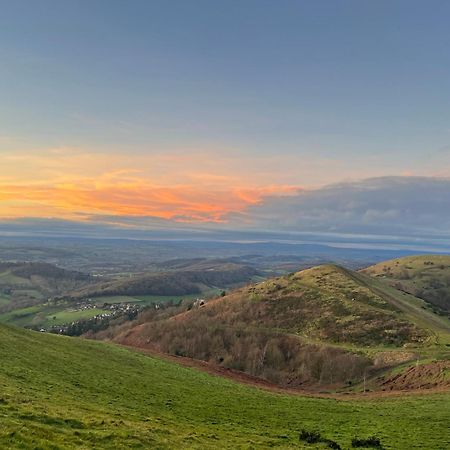 Stunning Barn Private Hot Tub Malvern & Worcester Sleeps 6 외부 사진