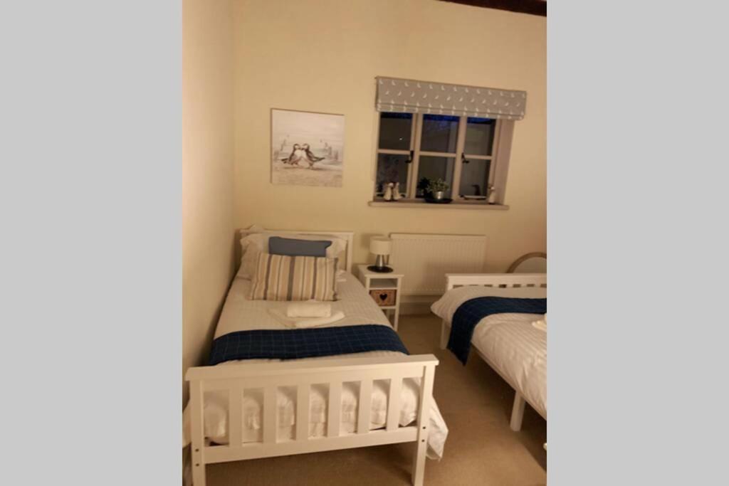 Stunning Barn Private Hot Tub Malvern & Worcester Sleeps 6 외부 사진