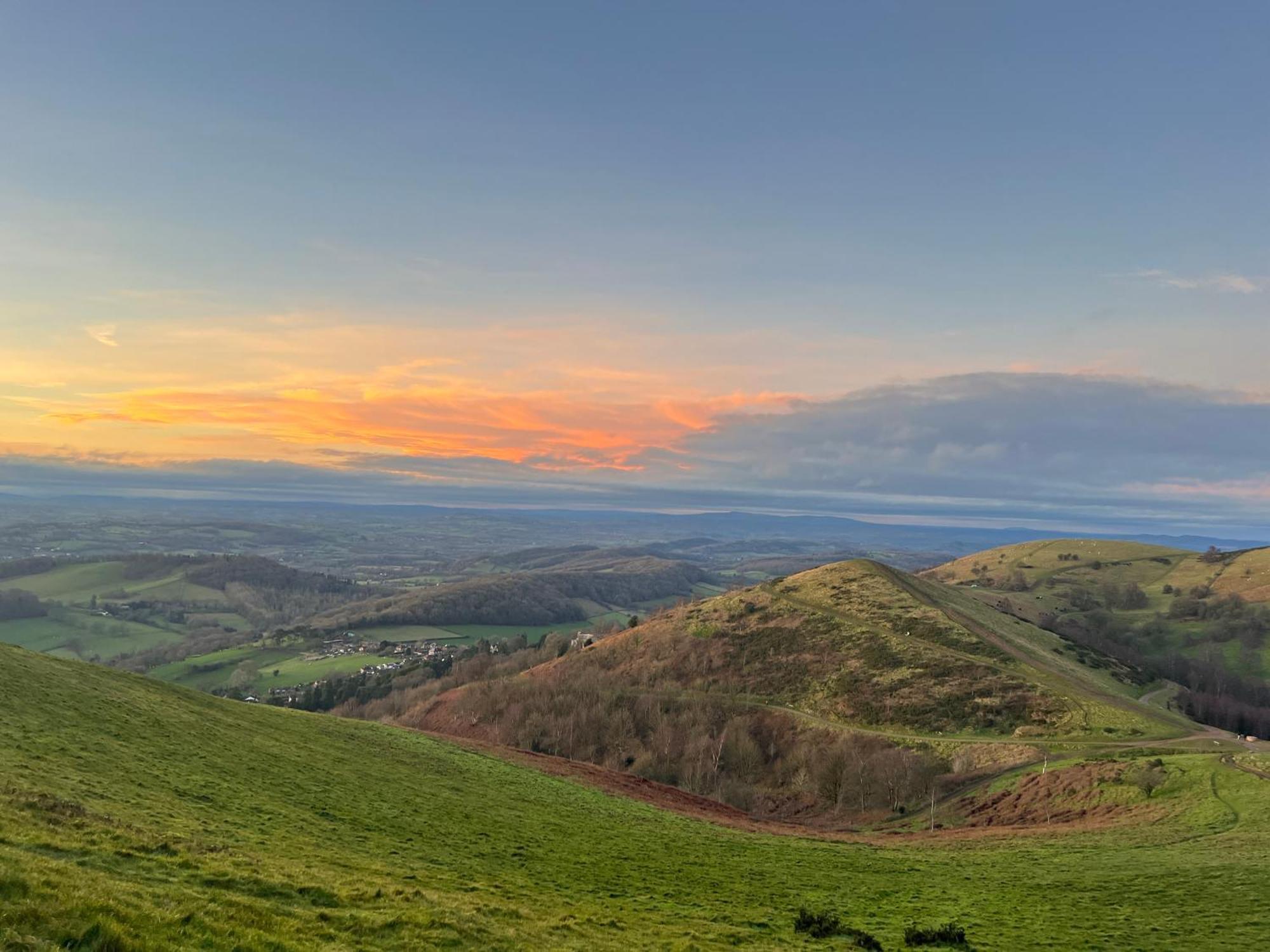 Stunning Barn Private Hot Tub Malvern & Worcester Sleeps 6 외부 사진